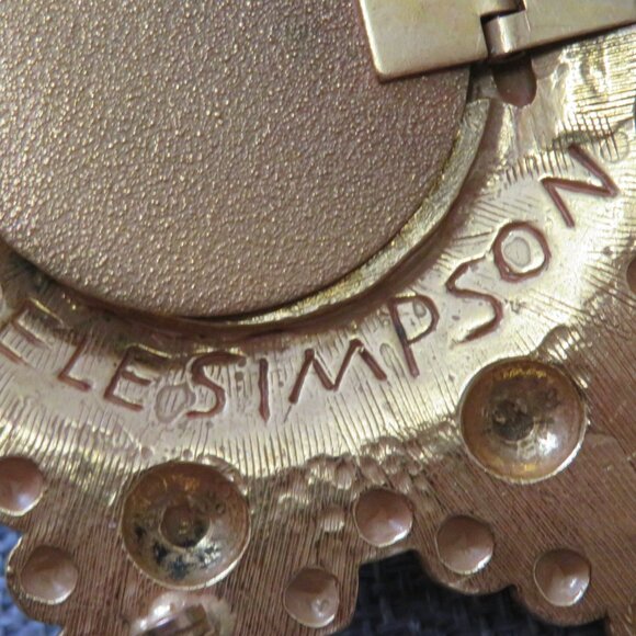 Vtg Adele Simpson book rare gold necklace ,statement, fragrance scent dispenser - Picture 13 of 15